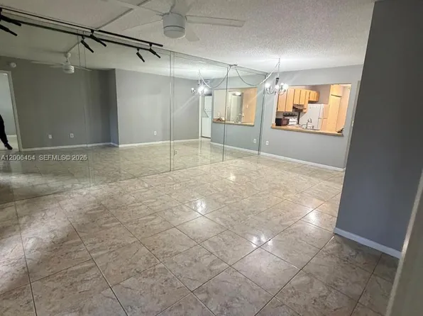 20825 NE 8th Ct APT 103-19, Miami, FL 33179