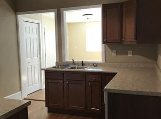 621 Bluemont Ave, Manhattan, KS 66502