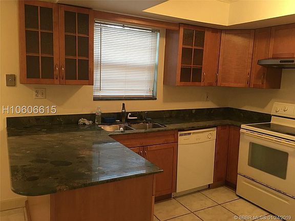 5th image of 29 Seville Cir #449