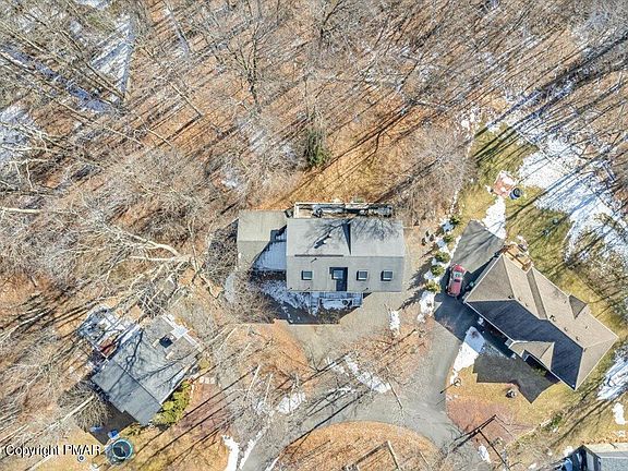 3rd image of 109 Douglas Fir Ln