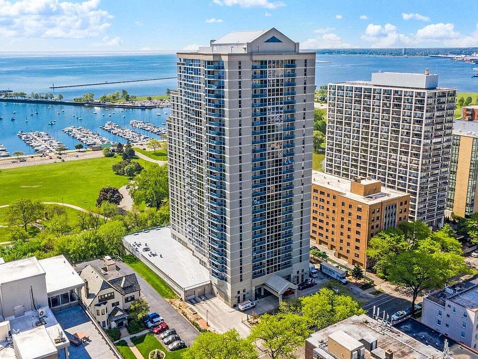 1st image of 1660 North Prospect AVENUE #1011