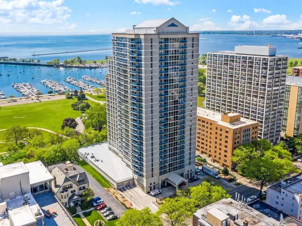 1660 North Prospect AVENUE #1011, Milwaukee, WI 53202