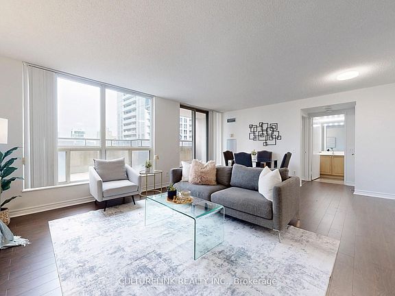 4th image of 750 Bay St #2307