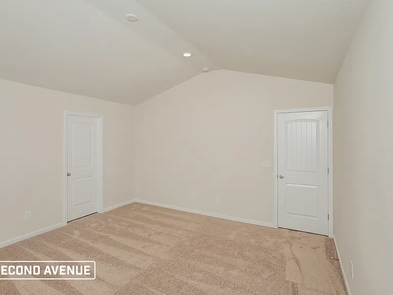 317 Greenwood Valley Ct — Photo 13