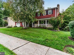 19 Farm House Ln, Camp Hill, PA 17011