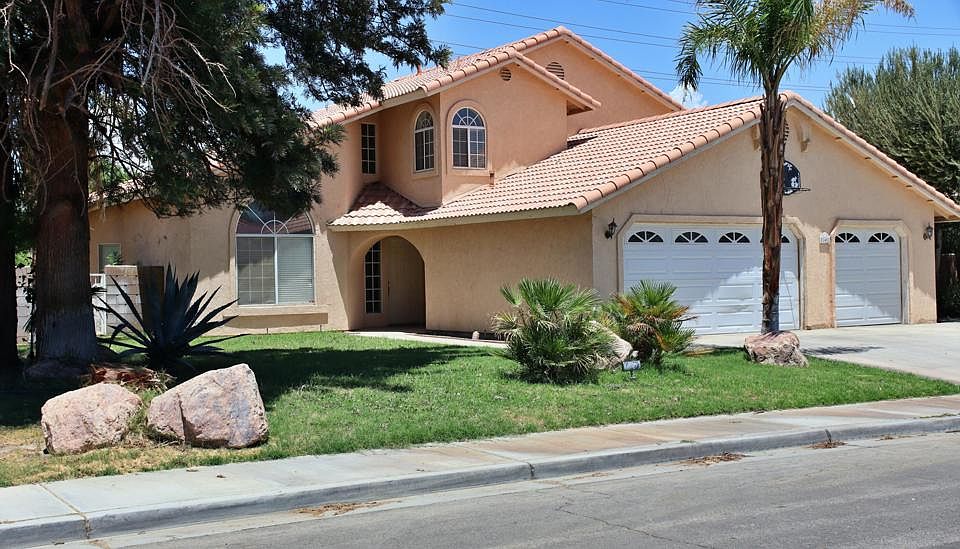 1st image of 81402 Avenida Gaviota