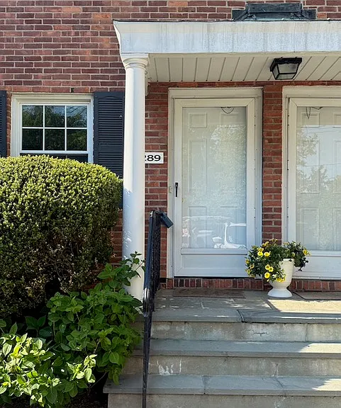 289 Bridge St — Photo 25