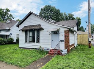 921 Chestnut St, Columbus, IN 47201