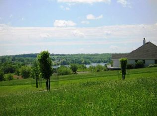 28-18 Southview Dr, Lanark, IL 61046