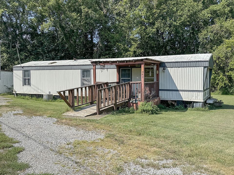 1st image of 943 Baker Rd