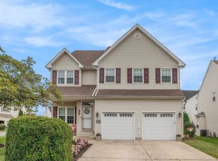 13027 Worthington Rd, Philadelphia, PA 19116