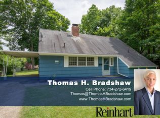 1490 Pear St, Ann Arbor, MI 48105