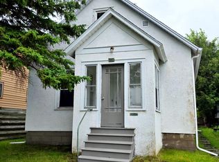 315 2nd St NW, Chisholm, MN 55719