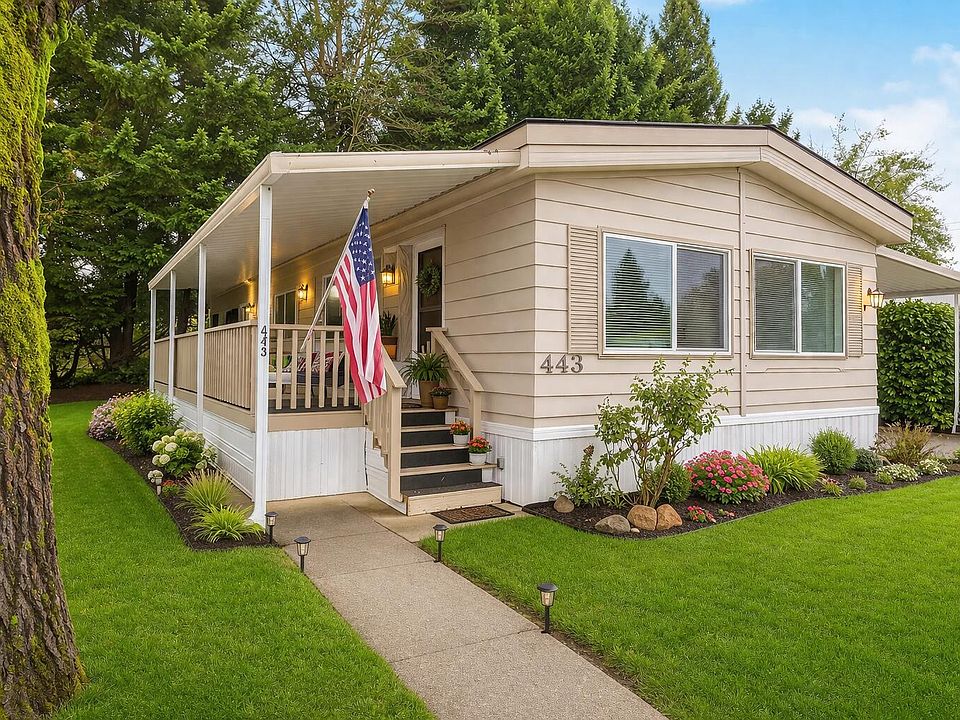 1st image of 443 Ashwood Dr
