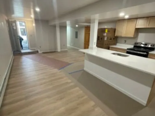 211 Saint Paul St, Brookline, MA