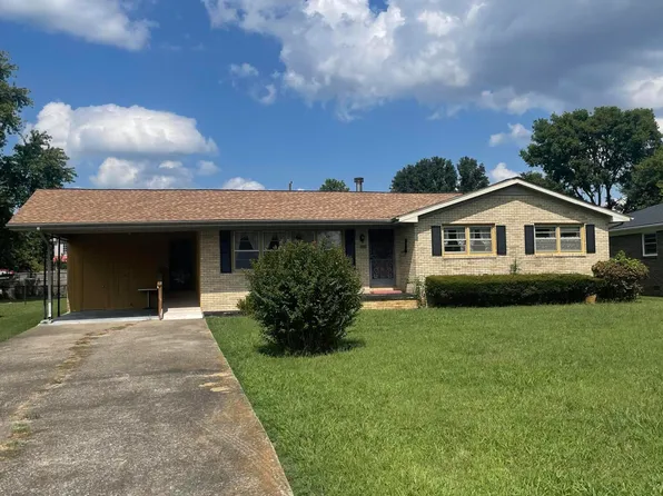 3030 Clover Ln, Hopkinsville, KY 42240