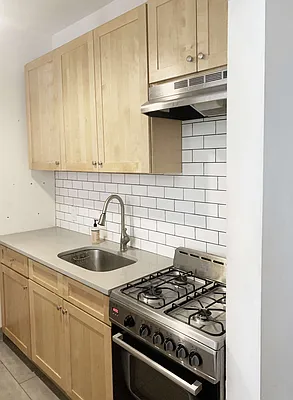 Rented by Gazal International Brokerage Group | media 30