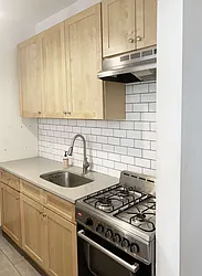 Rented by Gazal International Brokerage Group