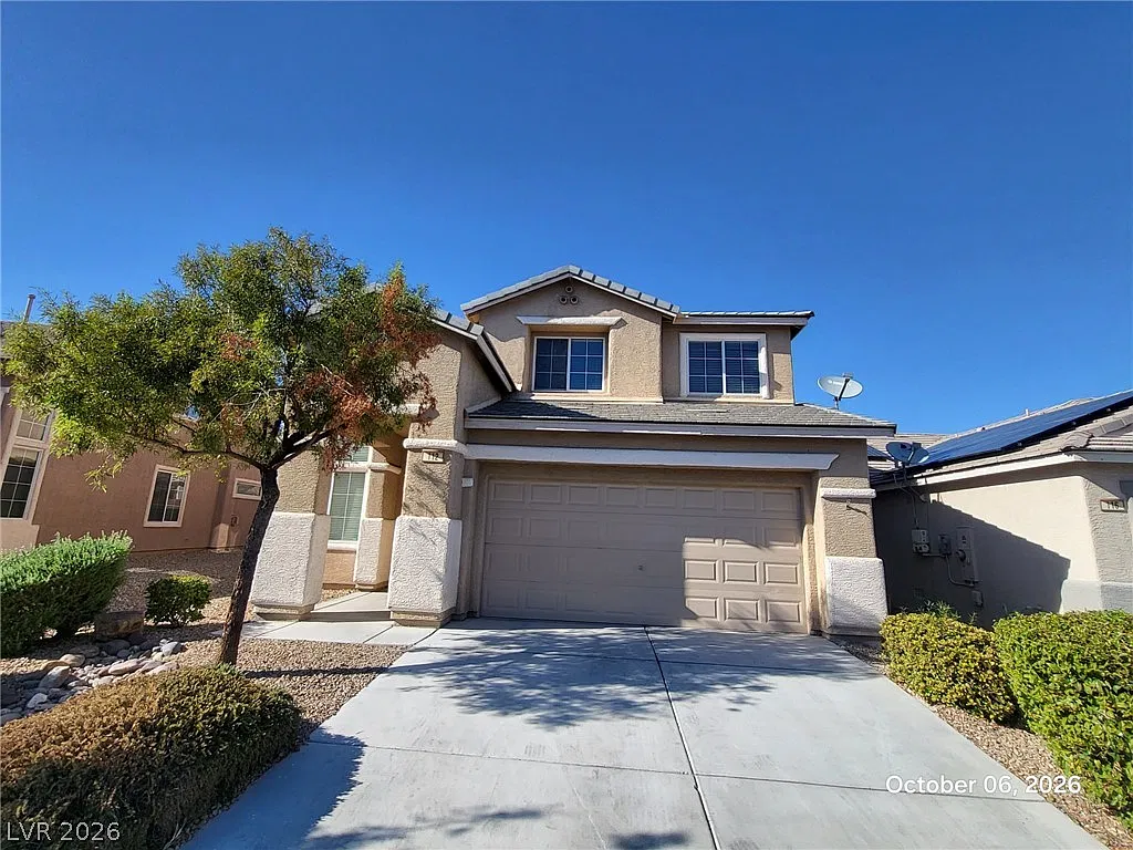 4 bed, 3.0 bath, 2508 sqft, $2,195 — Photo 1