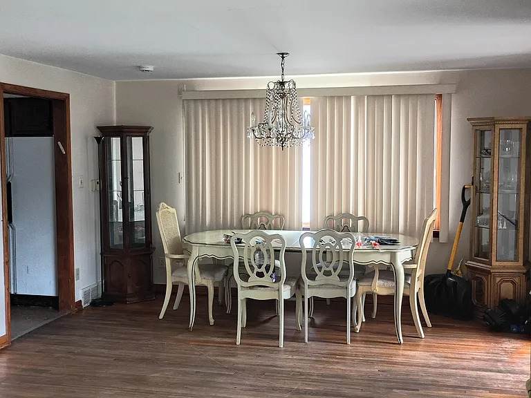 40 N Parker Ave — Photo 9