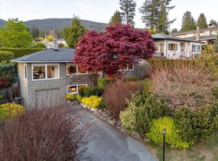 268 Holyrood Rd, North Vancouver, BC V7N2R5