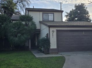 201 E Elowin Court, Visalia, CA