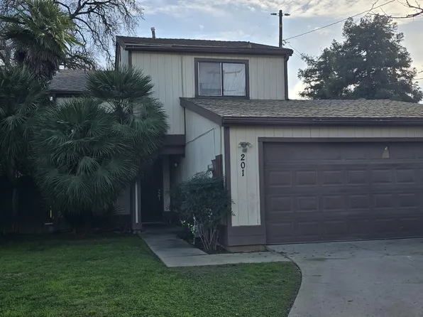 201 E Elowin Court, Visalia, CA 93291