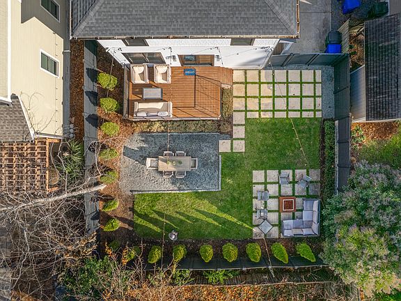4th image of 213 Northwood Cir