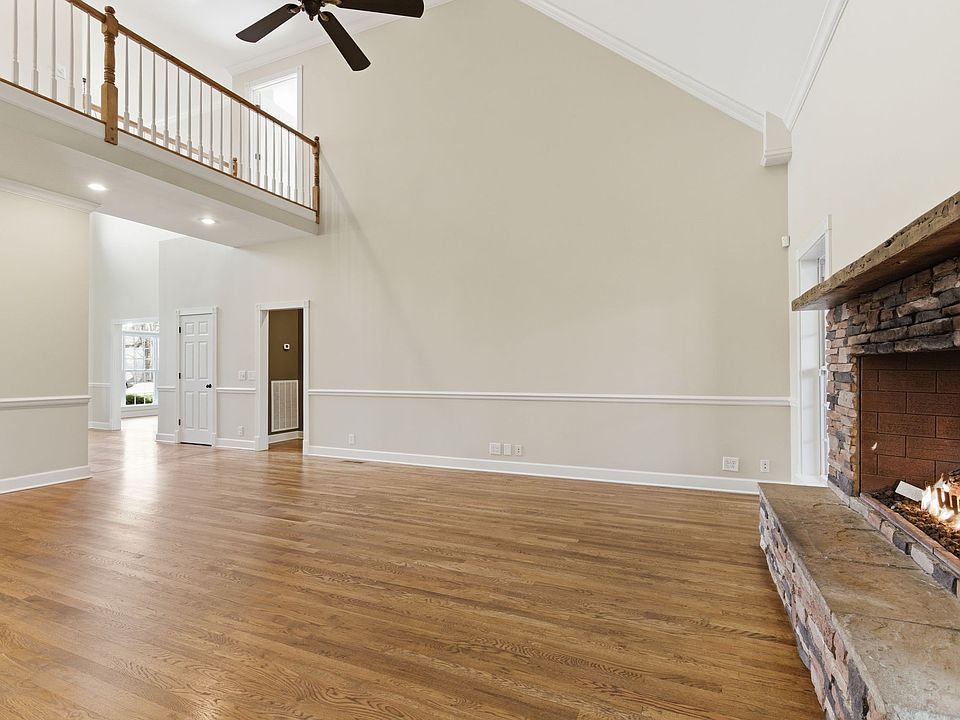 17th image of this home