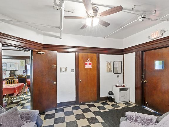 5th image of 32 Warrington Pl
