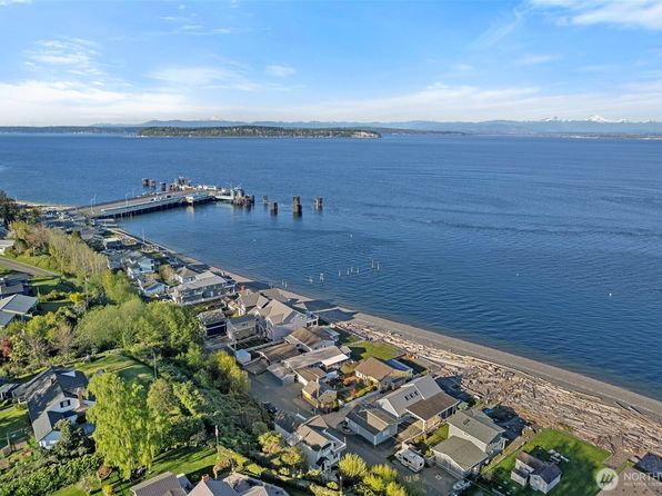 6598 Columbia Beach Drive, Clinton, WA 98236