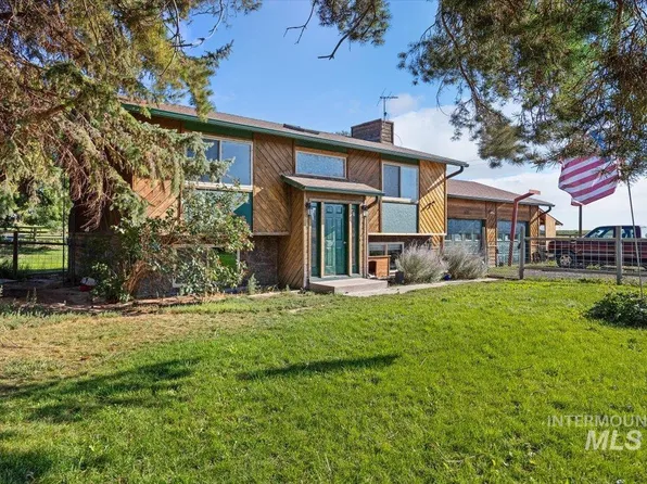 107 Idaho St, Bliss, ID 83314