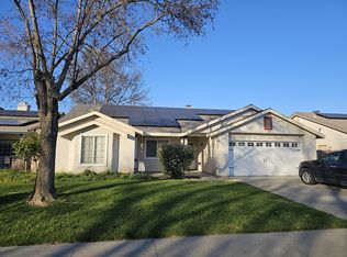 440 W Pepper Drive, Hanford, CA