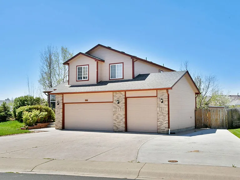 1194 Eagle Dr — Photo 30