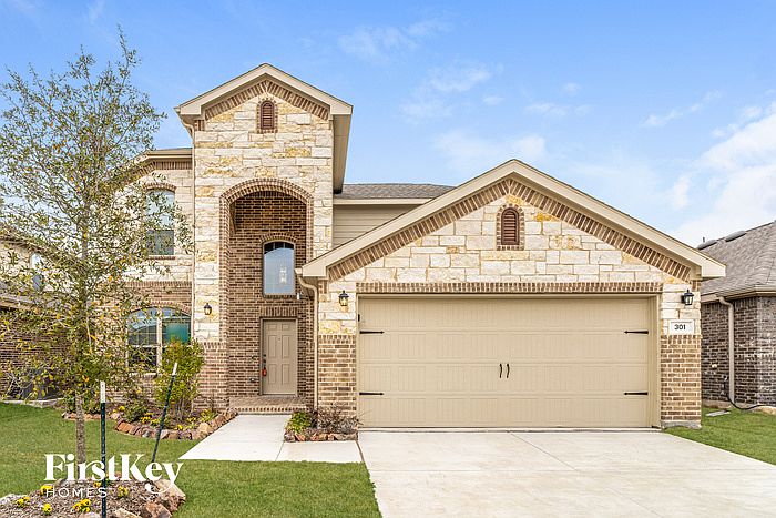 1st image of 301 Pitt Cir