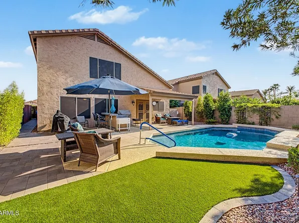 878 W Windhaven Avenue, Gilbert, AZ 85233