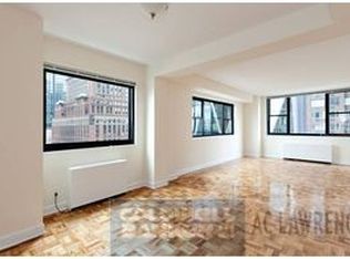 213 W 58th St, New York, NY 10019