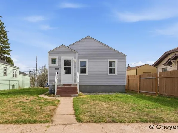 1019 W 27th St, Cheyenne, WY 82001