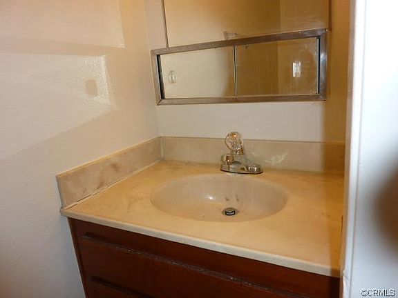 4th image of 5505 Loveland St APT 13