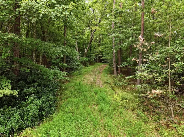 574 River Rd, Crossville, TN 38572