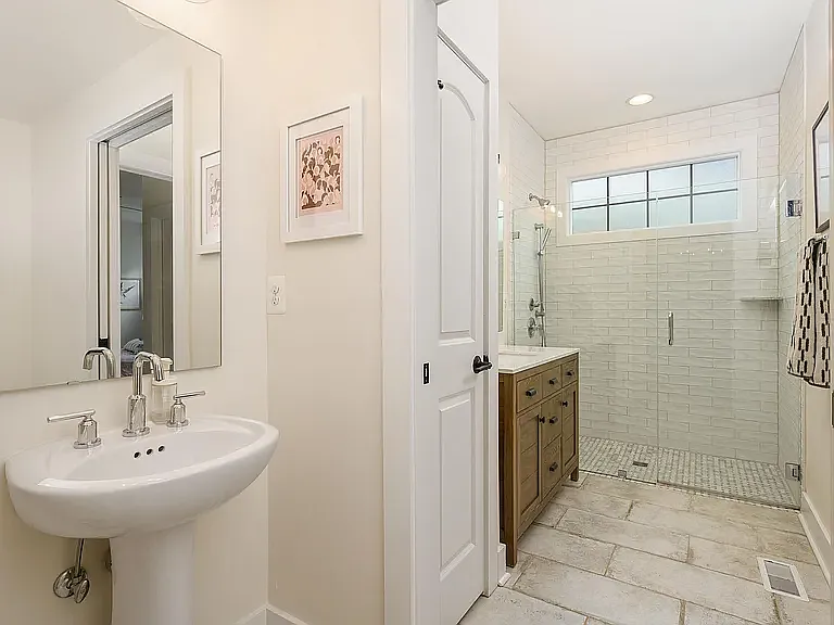 509 Bennett St — Photo 11