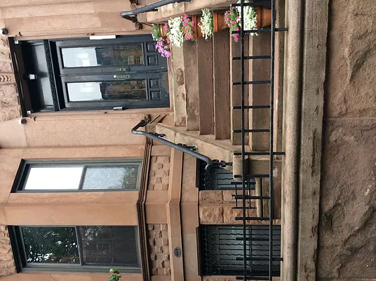 Rented by Farran & Associates | media 13