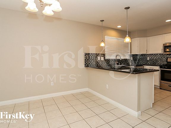 5th image of 4616 Possum Berry Ln