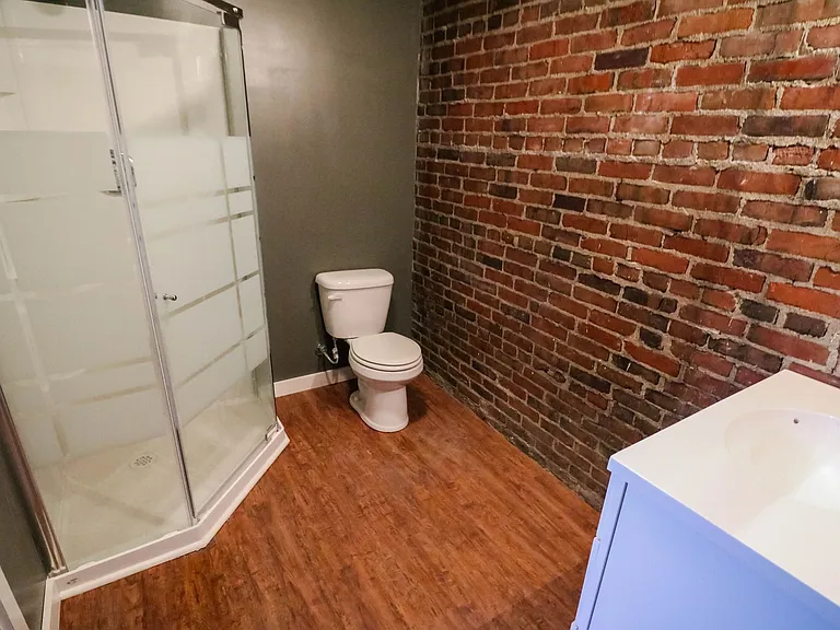 18 S 4th St — Photo 53