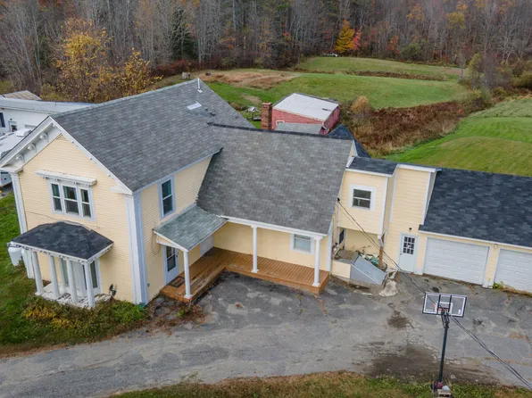 101 Main Street, Mercer, ME 04957