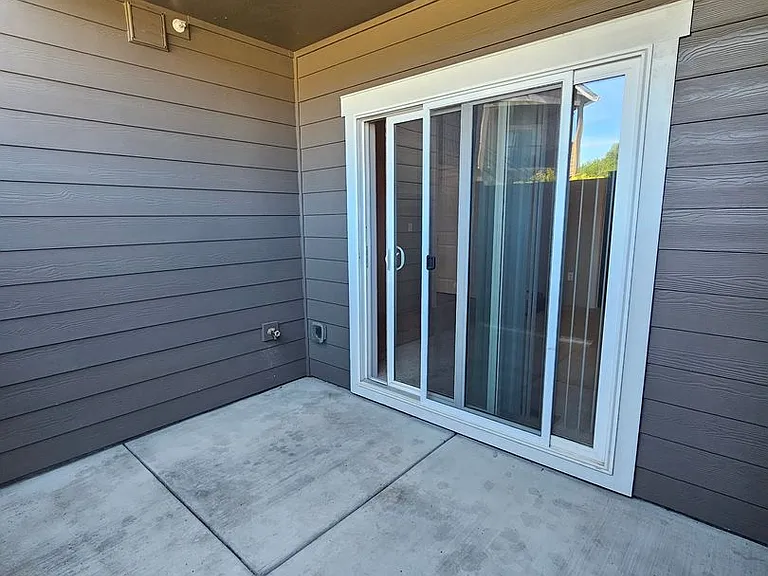 3515 Juanipero Way — Photo 18