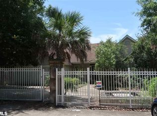 22341 Main St, Fairhope, AL 36532