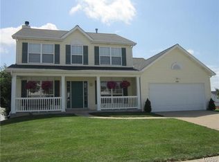 2928 Timber Bluff Dr, High Ridge, MO 63049