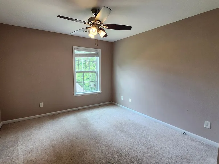 212 Revillion Way — Photo 16