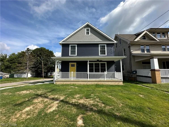 165 Sexton St, Struthers, OH 44471